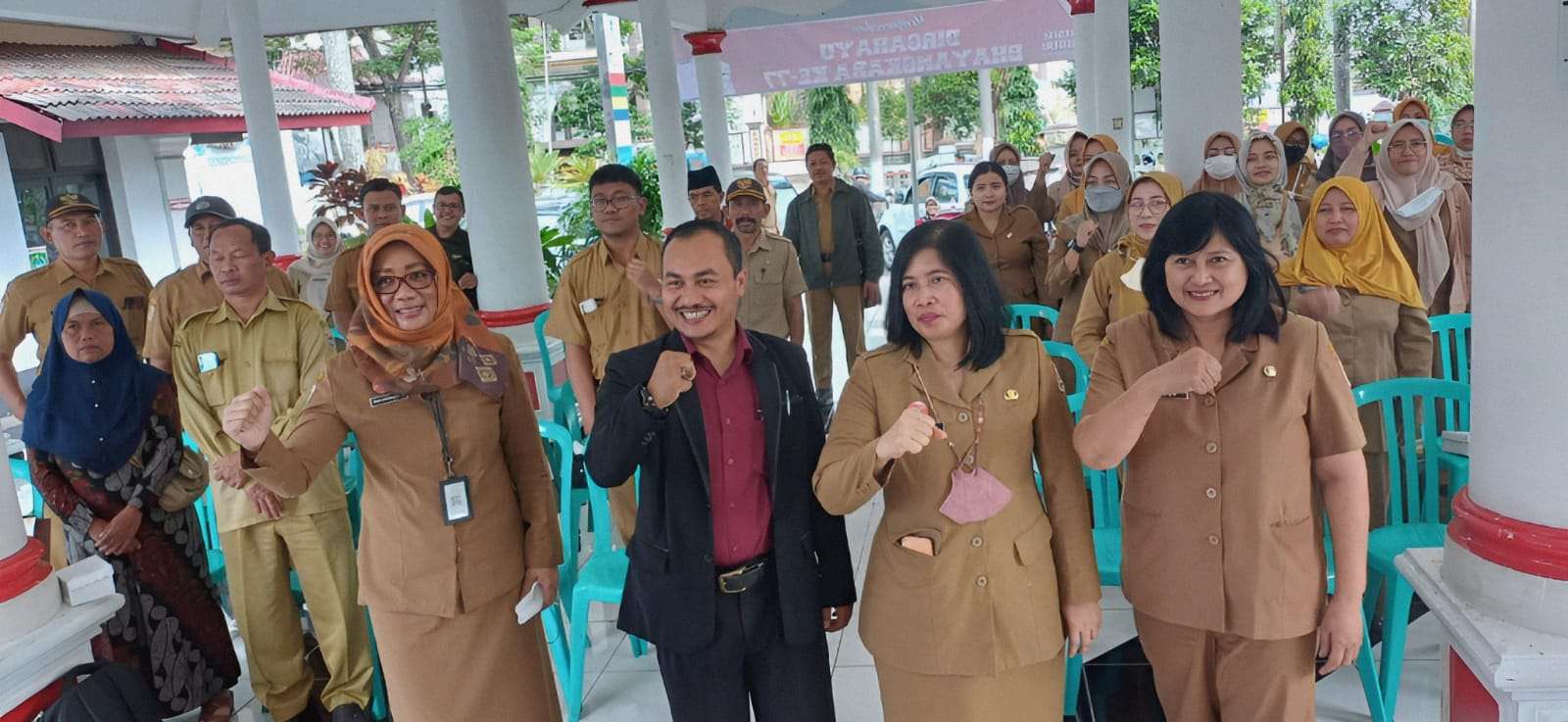 Foto Pegawai Dinsos